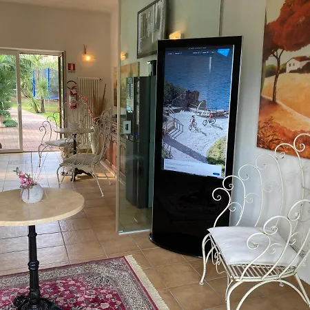 Aparthotel Segattini 3*